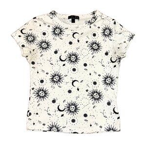 Faded Rose Celestial Black White Sun Moon Stars Ribbed Babydoll Tee Size L